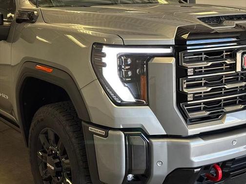 2024 GMC Sierra 2500 AT4