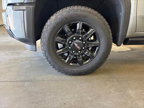 2024 GMC Sierra 2500 AT4