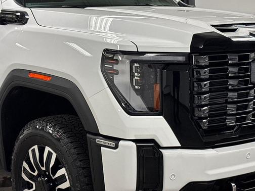 2026 GMC Sierra 2500 Denali Ultimate