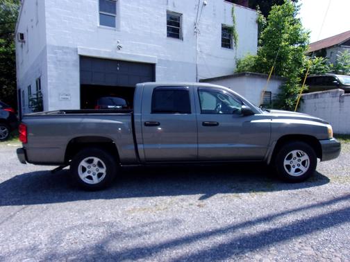 2007 Dodge Dakota SLT Quad Cab