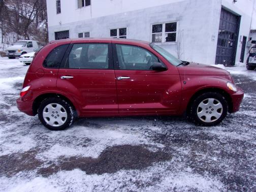 2007 Chrysler PT Cruiser Base