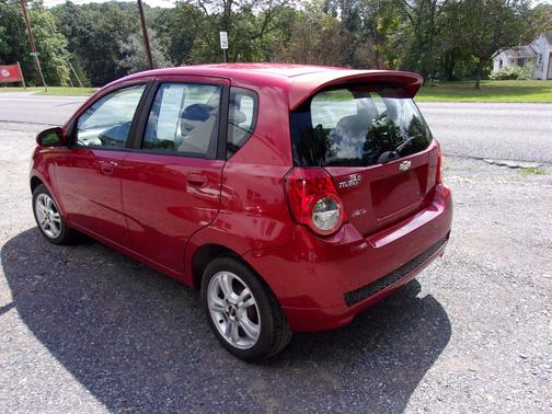 2011 Chevrolet Aveo 
