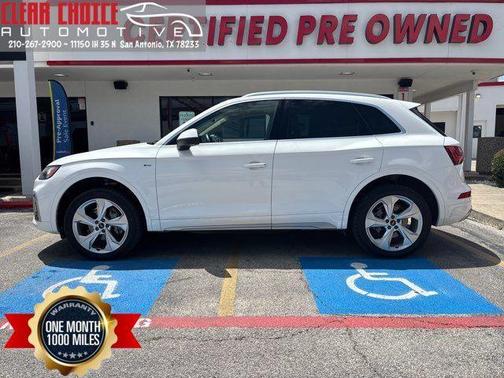 Ibis White 2023 Audi Q5 45 S line Premium Plus