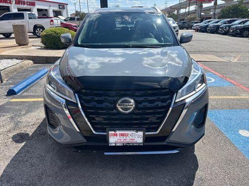 Boulder Gray Pearl 2021 Nissan Kicks SV