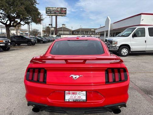 2019 Ford Mustang EcoBoost