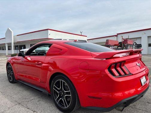 2019 Ford Mustang EcoBoost
