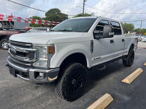 2022 Ford F-350 XLT