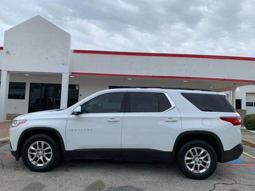 2020 Chevrolet Traverse LT Leather