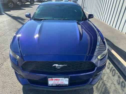 2016 Ford Mustang V6