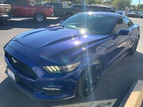 2016 Ford Mustang V6