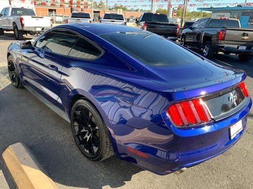 2016 Ford Mustang V6