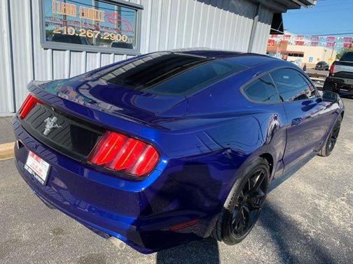 2016 Ford Mustang V6