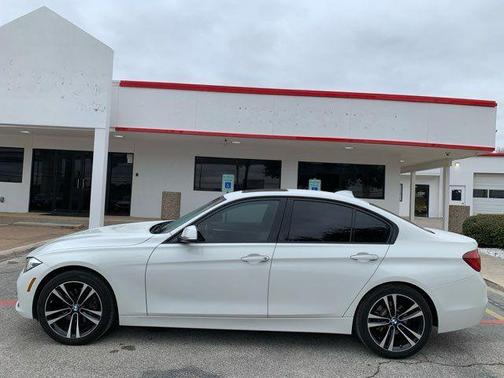 2018 BMW 330 i