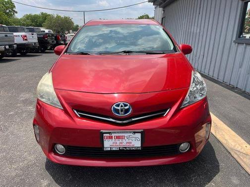 2014 Toyota Prius v Two