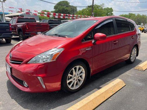 2014 Toyota Prius v Two