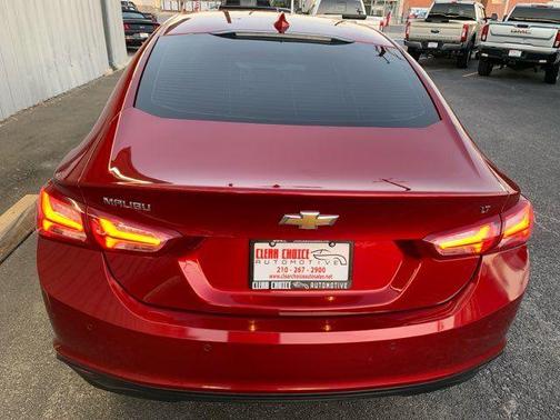 2022 Chevrolet Malibu LT