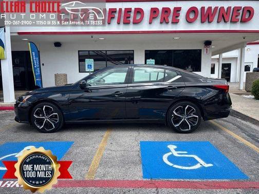Super Black 2024 Nissan Altima 2.5 SR