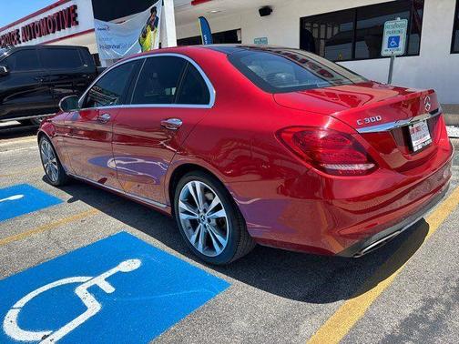 designo Cardinal Red Metallic 2018 Mercedes-Benz C-Class C 300