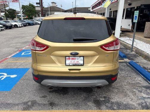 Karat Gold 2015 Ford Escape SE