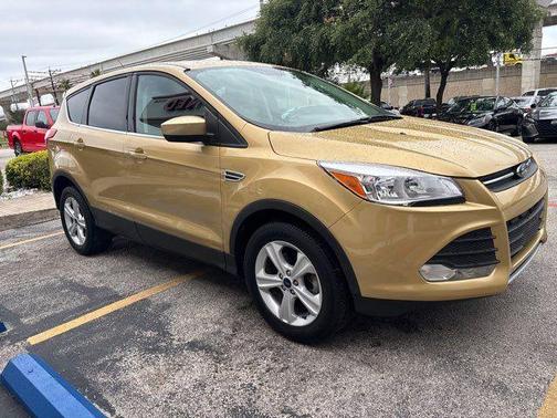 Karat Gold 2015 Ford Escape SE