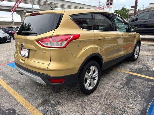 Karat Gold 2015 Ford Escape SE
