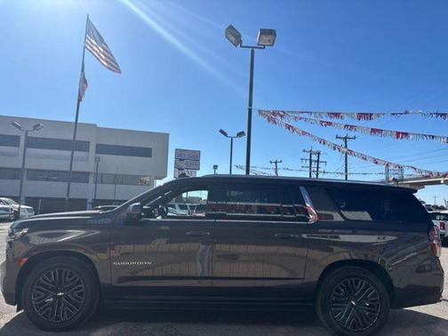 2021 Chevrolet Suburban High Country