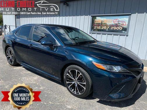 2019 Toyota Camry SE