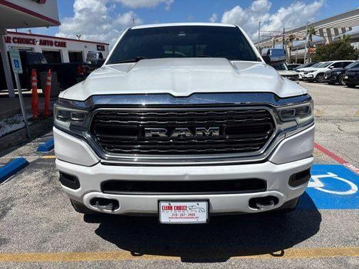 Ivory Tri Coat Pearl 2019 RAM 1500 Limited
