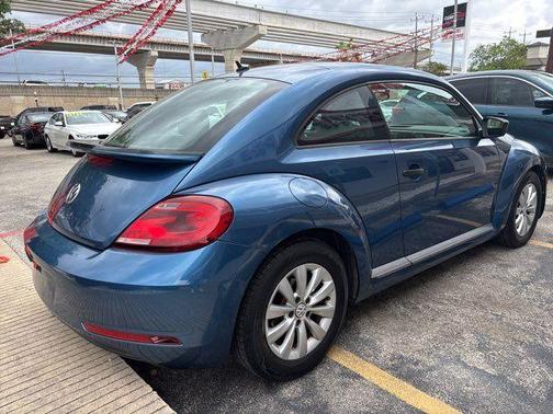 2018 Volkswagen Beetle 2.0T S
