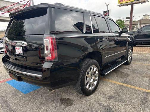 Onyx Black 2017 GMC Yukon Denali