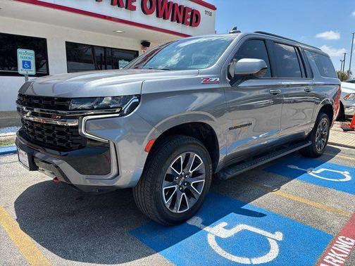 Satin Steel Metallic 2021 Chevrolet Suburban Z71