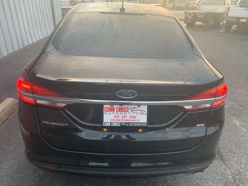 2018 Ford Fusion SE