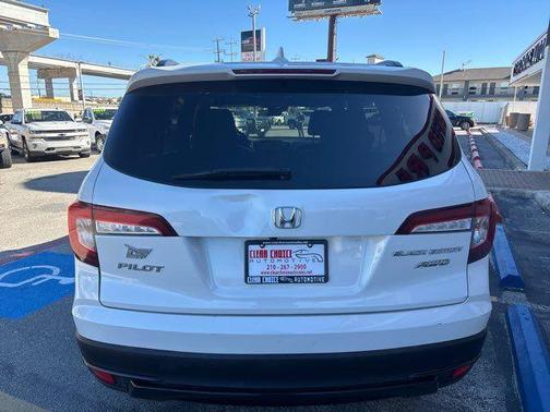 2022 Honda Pilot Black Edition