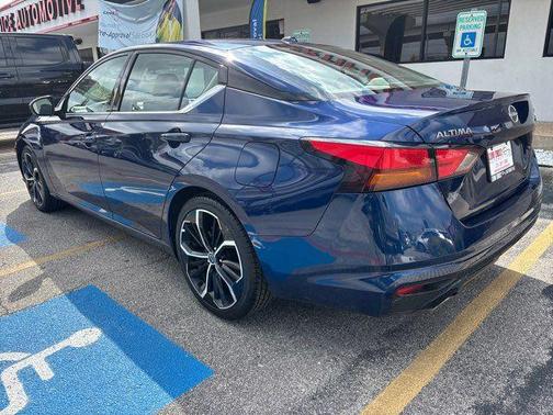 Deep Blue Pearl 2024 Nissan Altima 2.5 SR