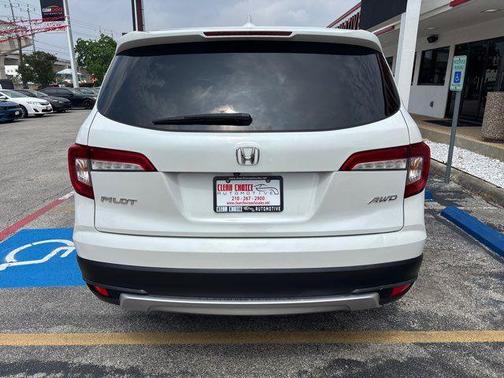 Platinum White Pearl 2020 Honda Pilot EX
