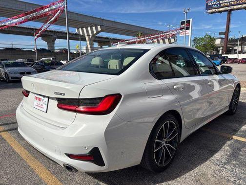 Alpine White 2019 BMW 330 i
