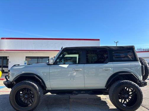 2023 Ford Bronco Badlands Advanced