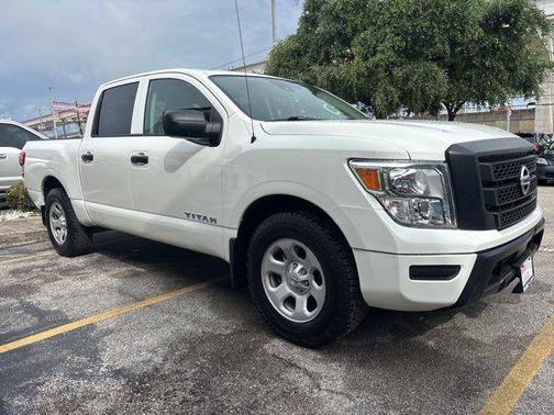 Glacier White 2021 Nissan Titan S