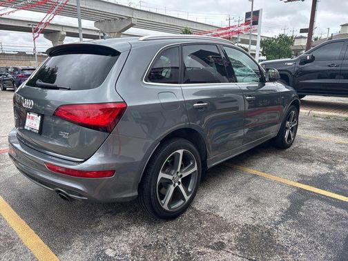 Monsoon Gray Metallic 2015 Audi Q5 3.0T Premium Plus