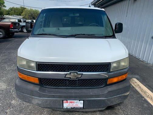 2011 Chevrolet Express 2500 LT