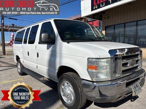 2014 Ford E350 Super Duty XLT