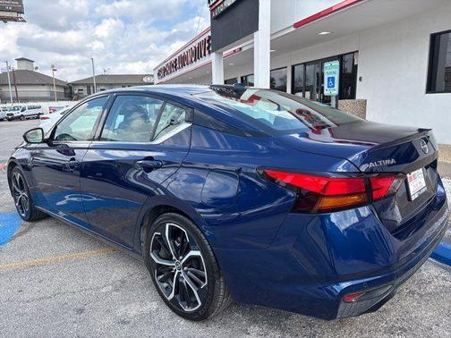 2024 Nissan Altima 2.5 SR