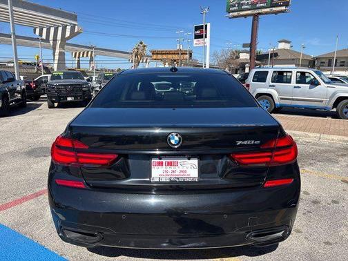 2019 BMW 740e xDrive iPerformance