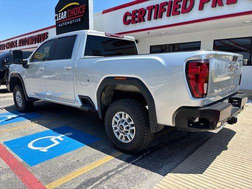 Quicksilver Metallic 2023 GMC Sierra 2500 SLE