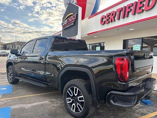 2024 GMC Sierra 1500 AT4