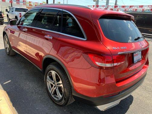 2019 Mercedes-Benz GLC 300 Base