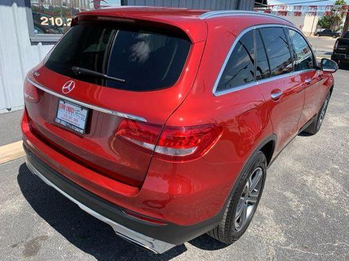 2019 Mercedes-Benz GLC 300 Base