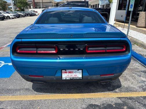 Blue Pearlcoat 2019 Dodge Challenger SXT
