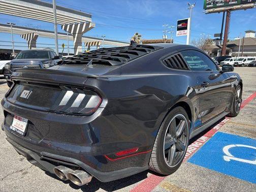 2022 Ford Mustang Mach 1