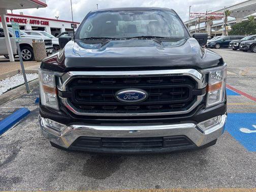 Agate Black 2022 Ford F-150 XL